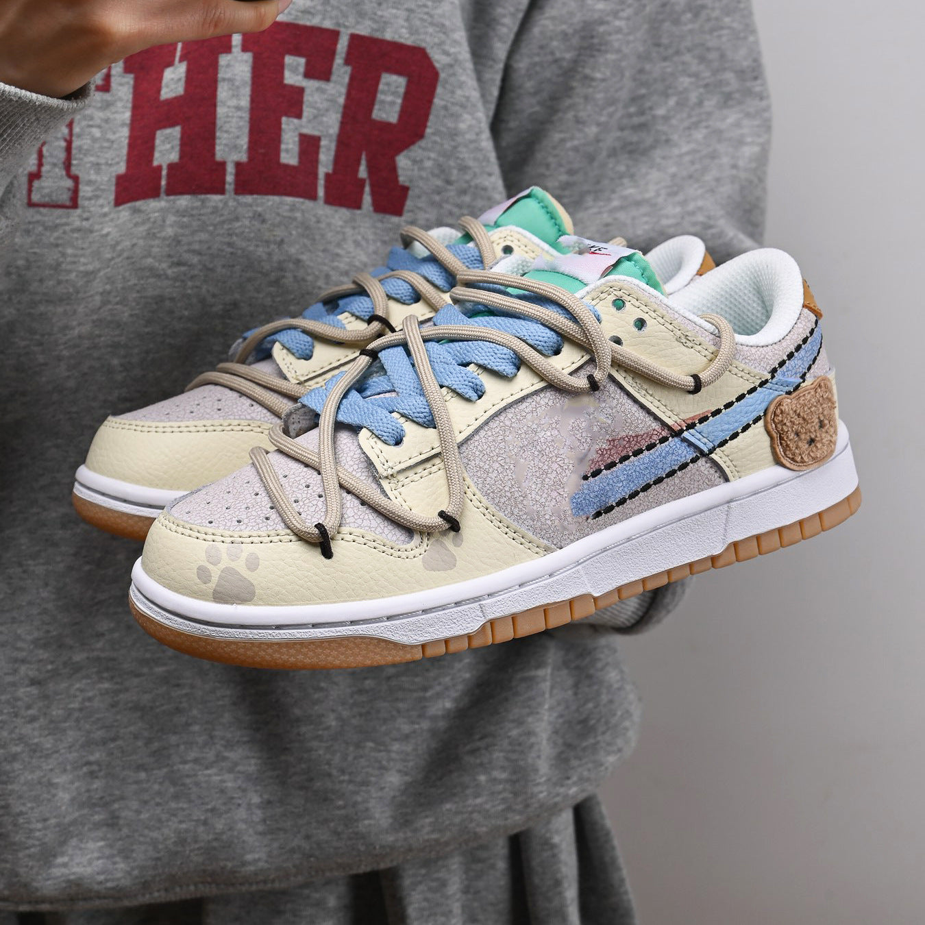 L188-Cemented shoes-size:39-44-$10