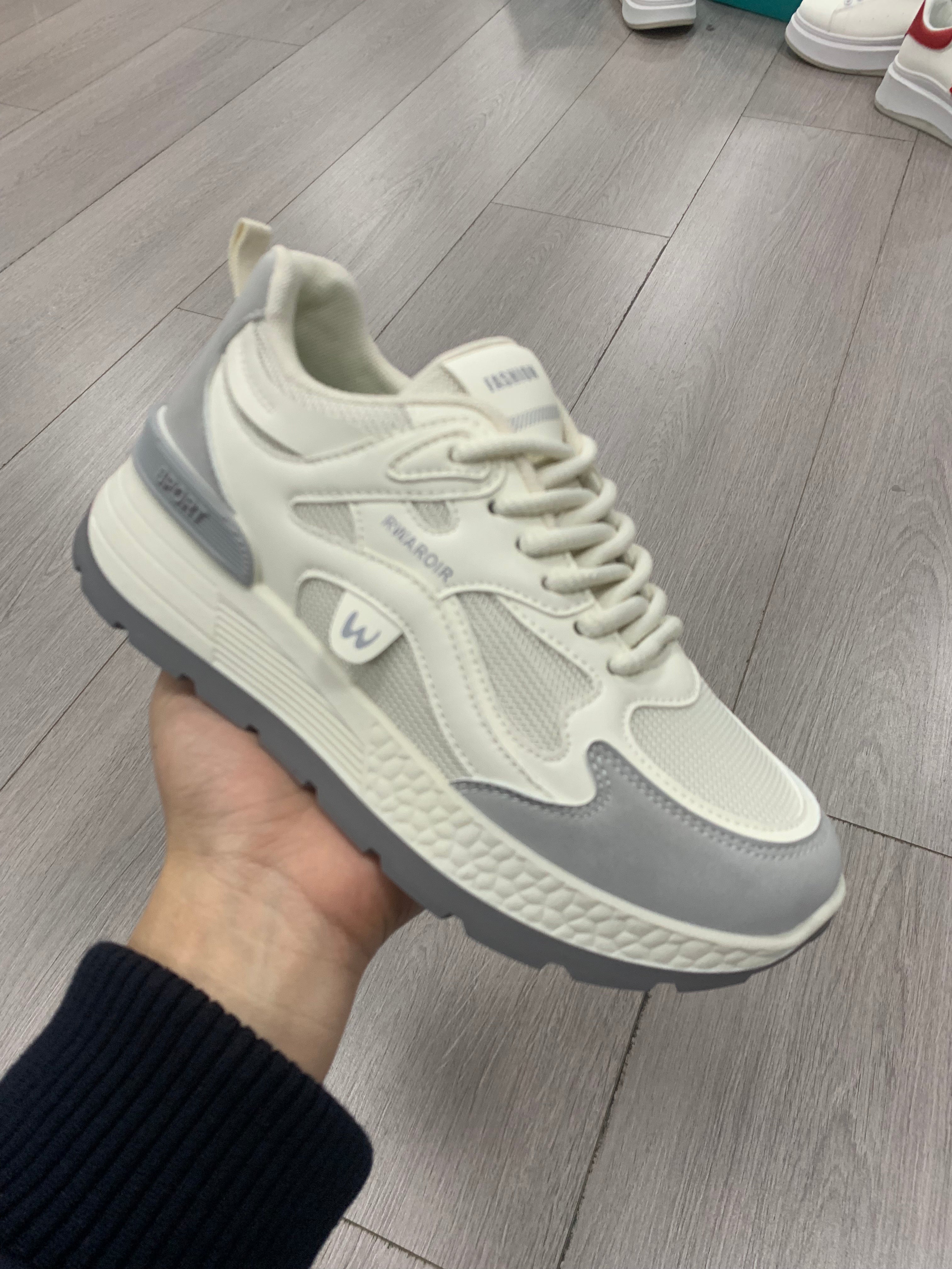 R257-Injected shoes-size35-40