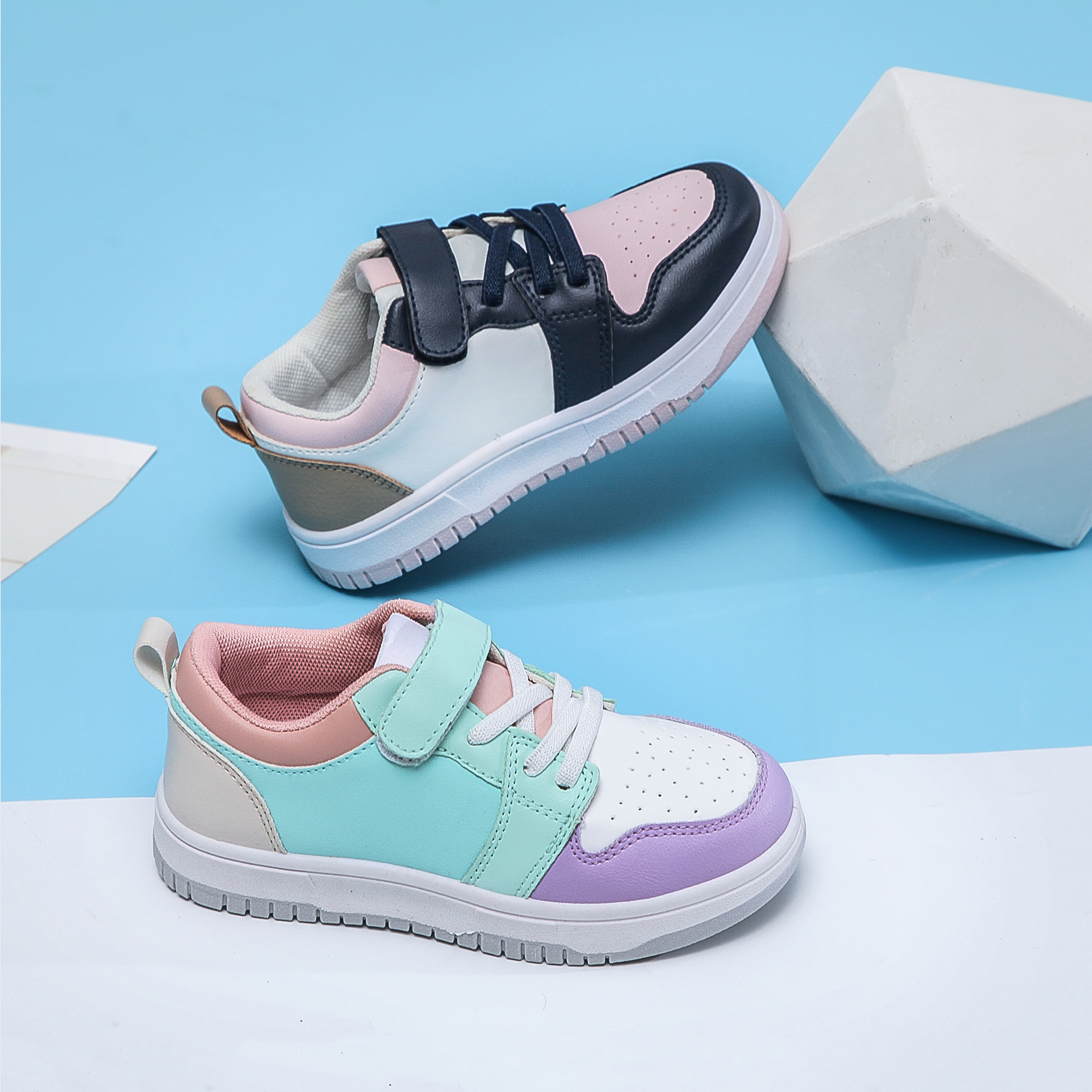 K012-Injected shoes-size17-35 ($4.17-$4.67)