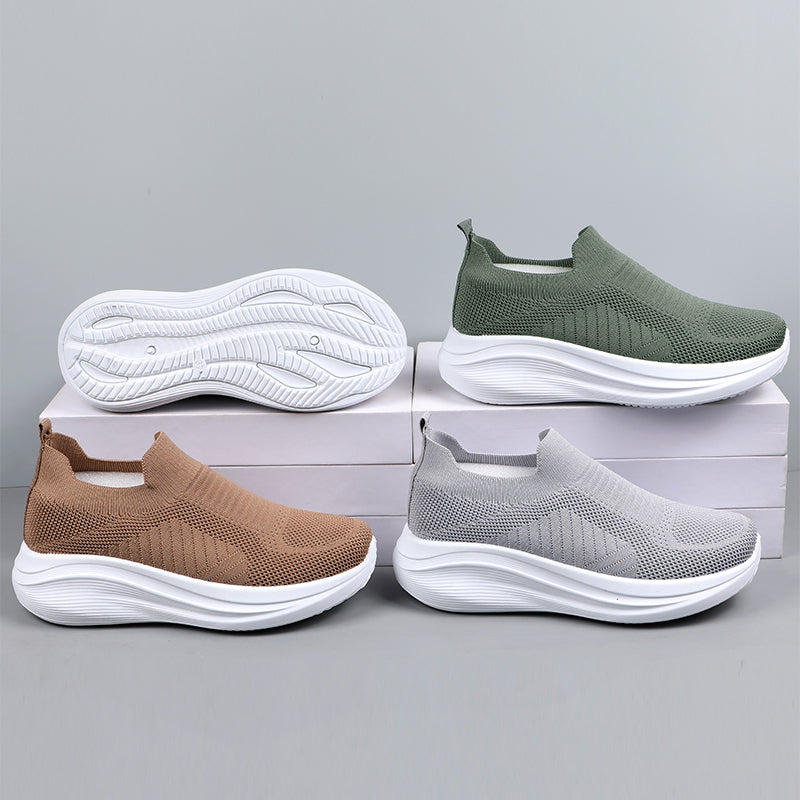 CS016-injection shoes-size:39-45-$2.85