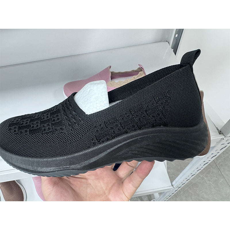 CS025-injection shoes-size:35-41-$2.2