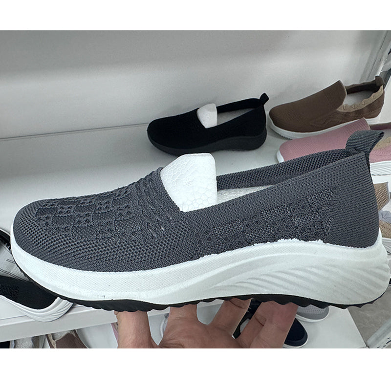 CS025-injection shoes-size:35-41-$2.2