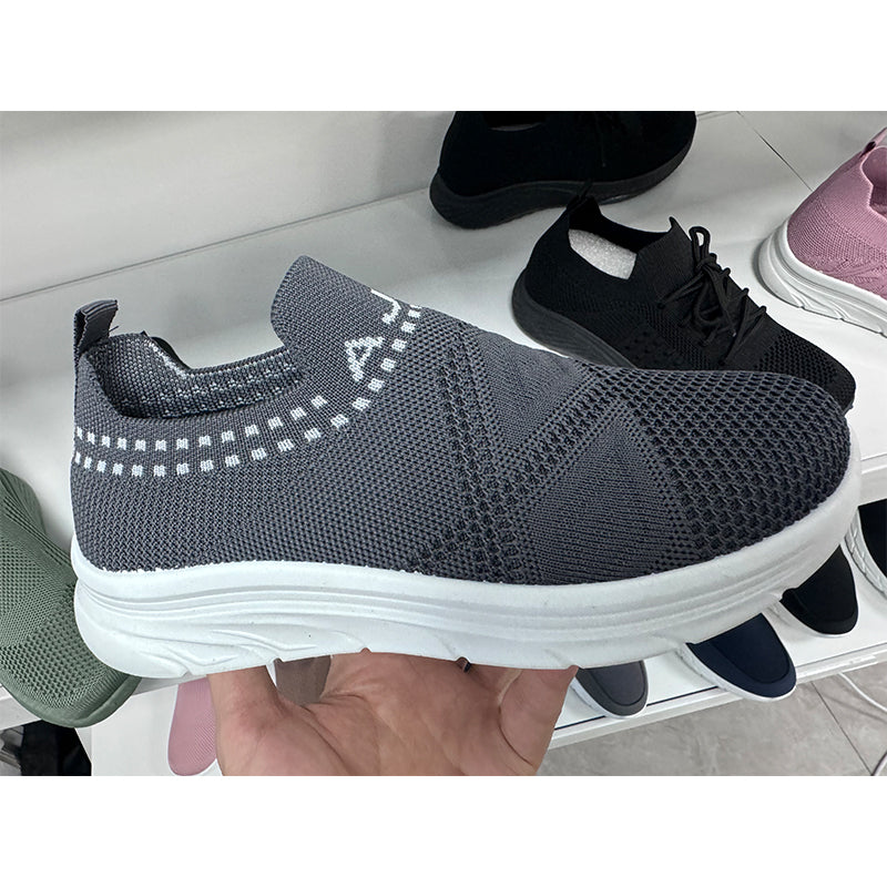 CS024-injection shoes-size:39-45-$2.2