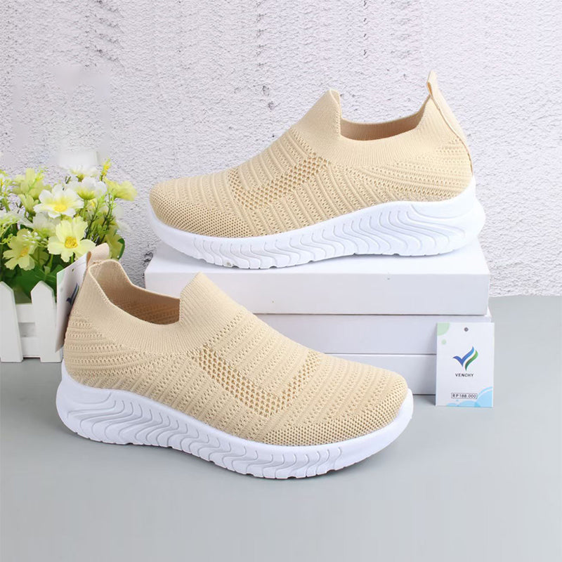 CS041-injection shoes-size:35-40-$3