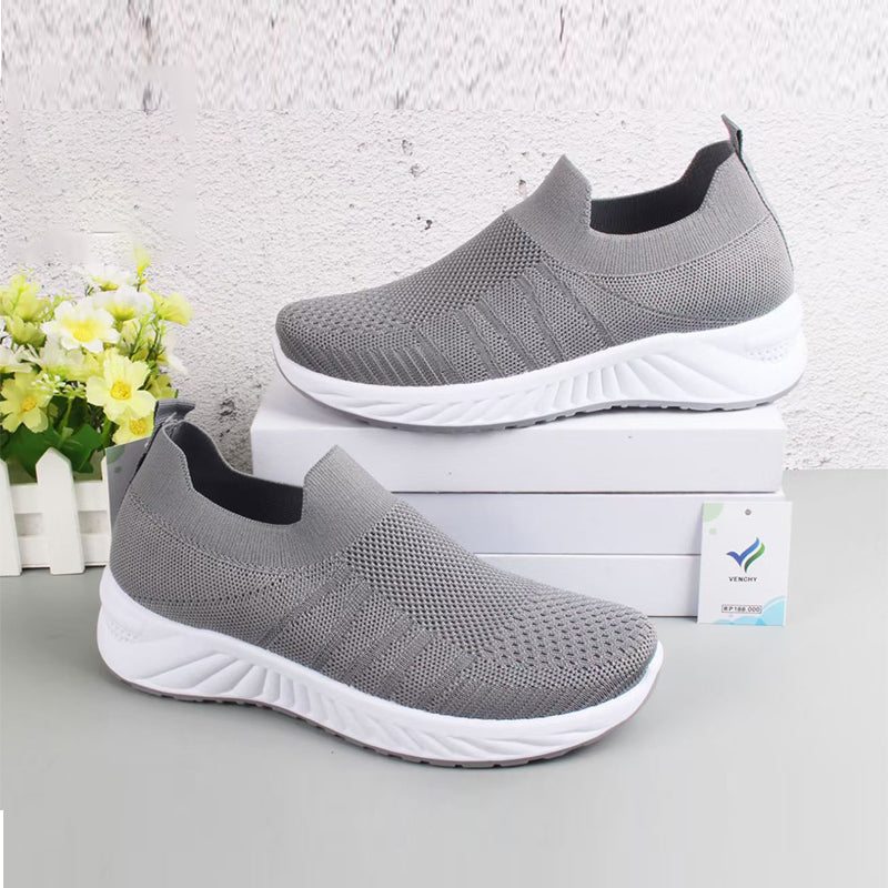 CS043-injection shoes-size:35-40-$3