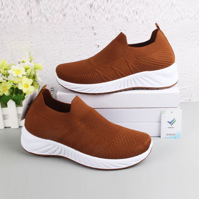 CS043-injection shoes-size:35-40-$3