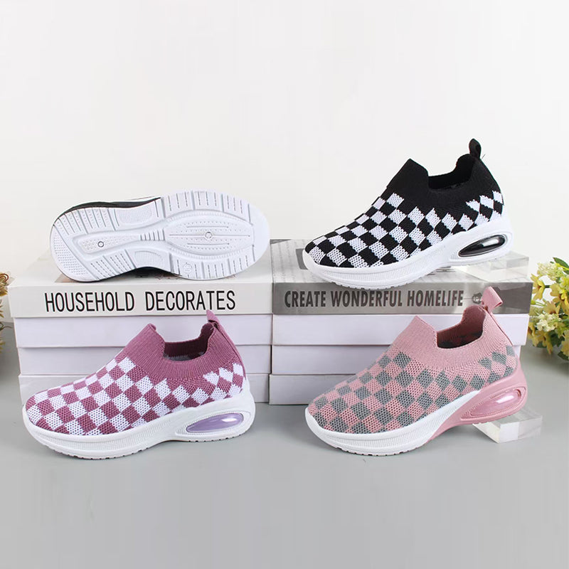 K045-injection shoes-size:26-36-($2-$2.5)