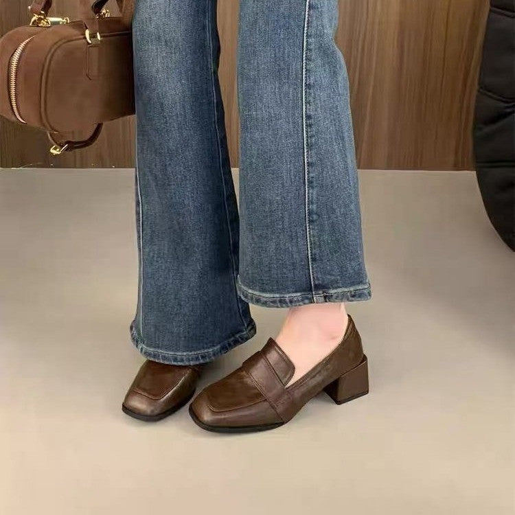 L003-Cemented shoes-size35-39 ($5.3-$5.8)