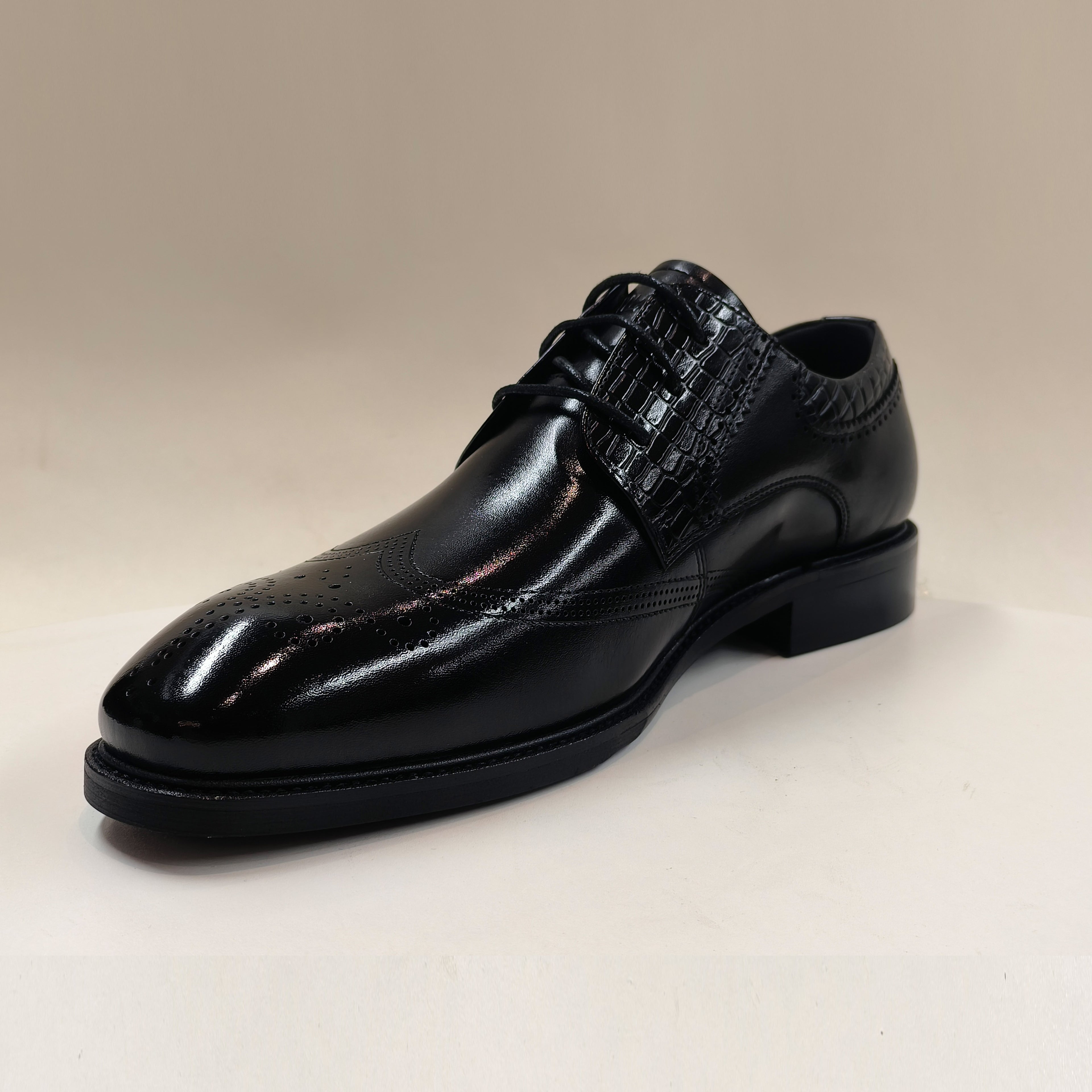 L202-Cemented shoes-size:39-44-$12