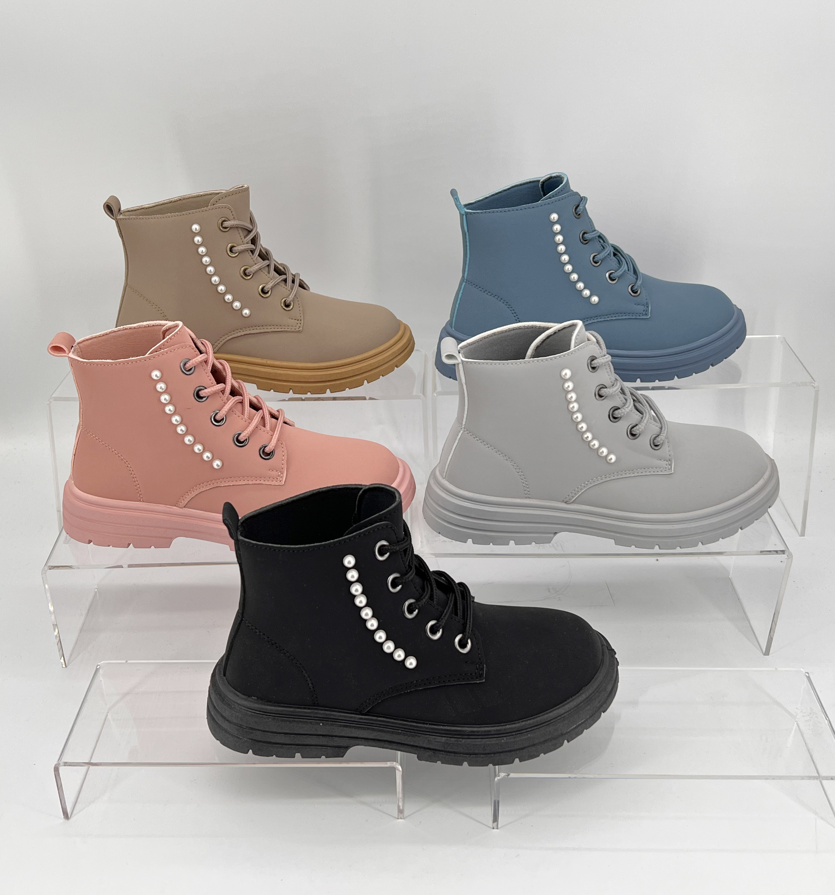 K025-Injected shoes-size17-35 ($4-$4.5)