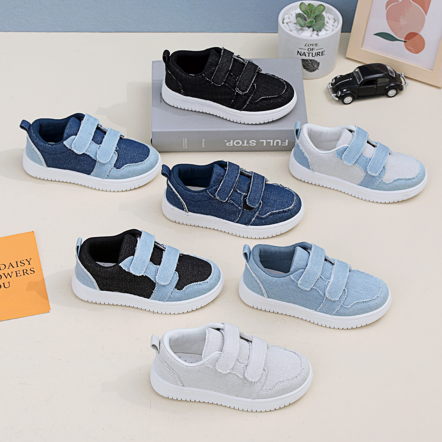 K031-Injected shoes-size17-35 ($4.17-$4.67)