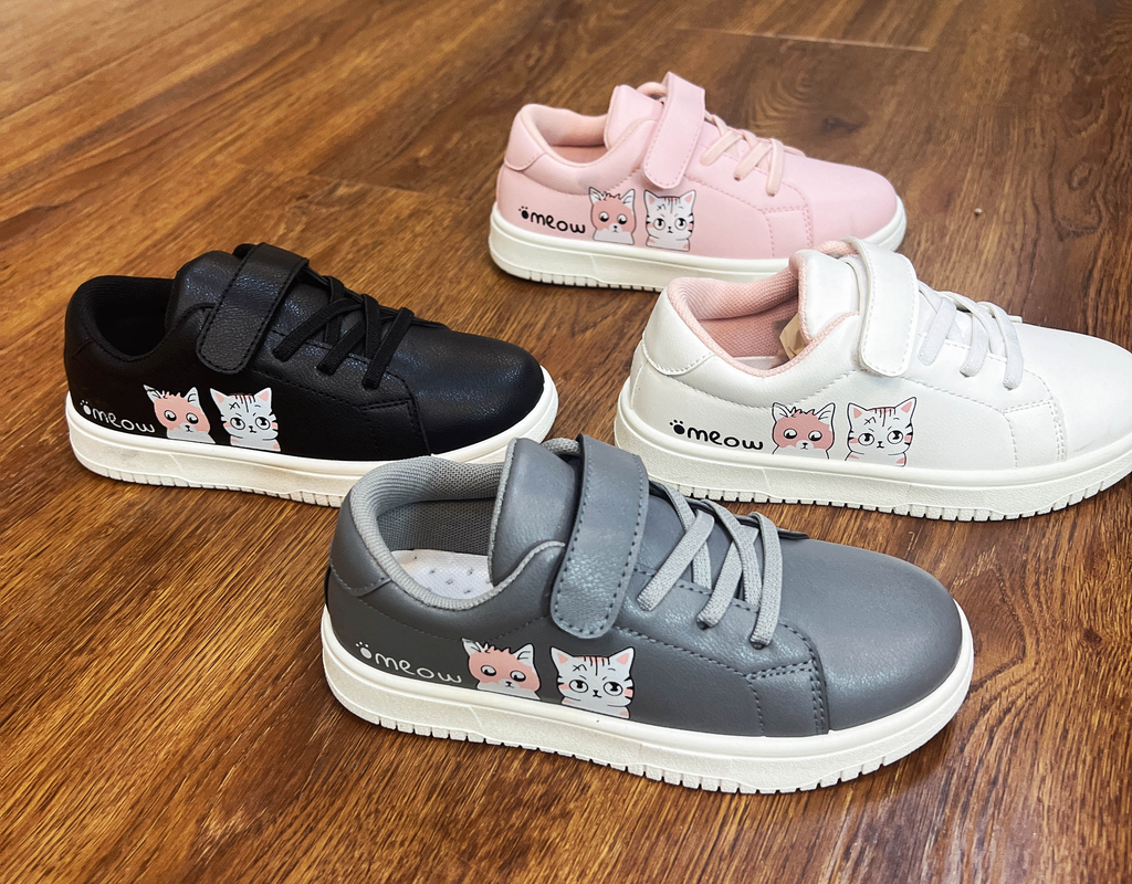 K032-Injected shoes-size17-35 ($4.17-$4.67)