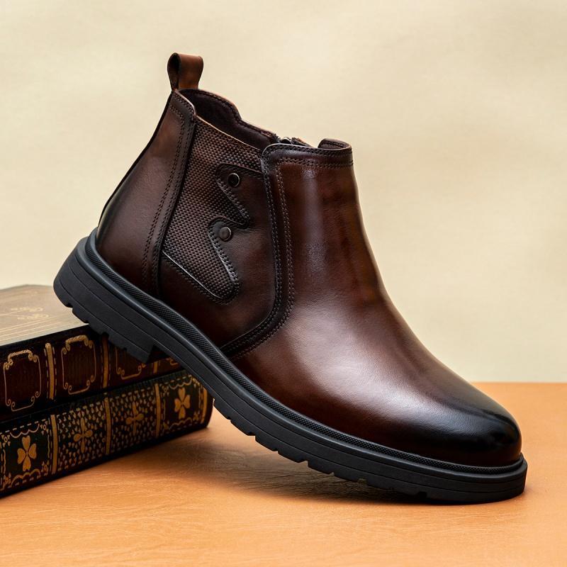 C423-Cemented Leather Boots-size:39-44 -$19-$20