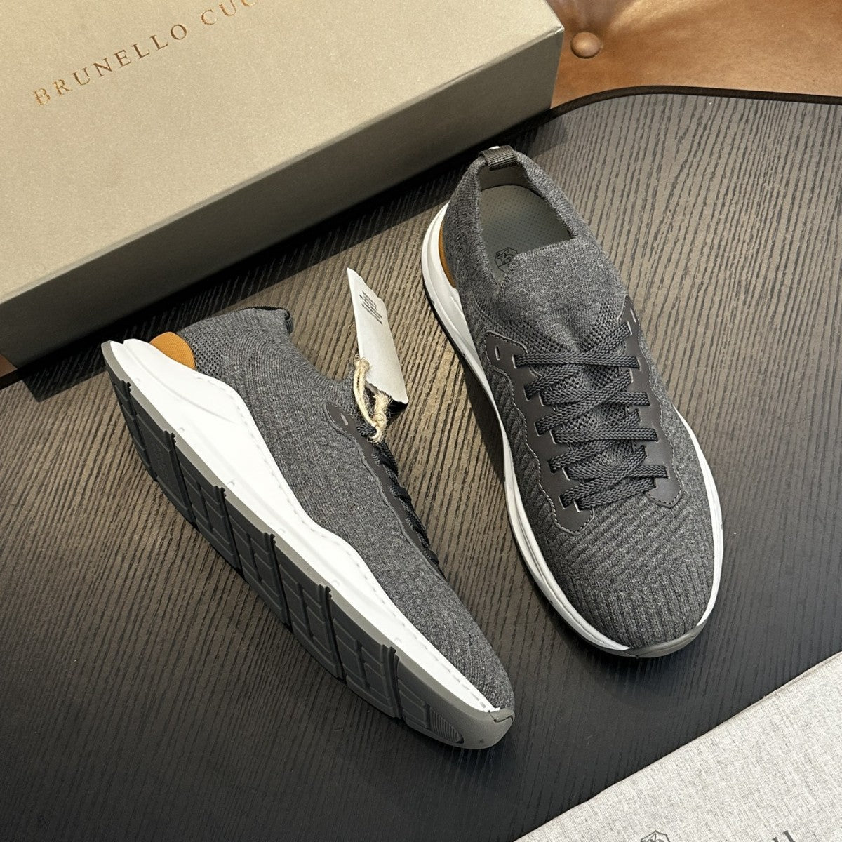 C253-injection shoes-size:39-44-$10