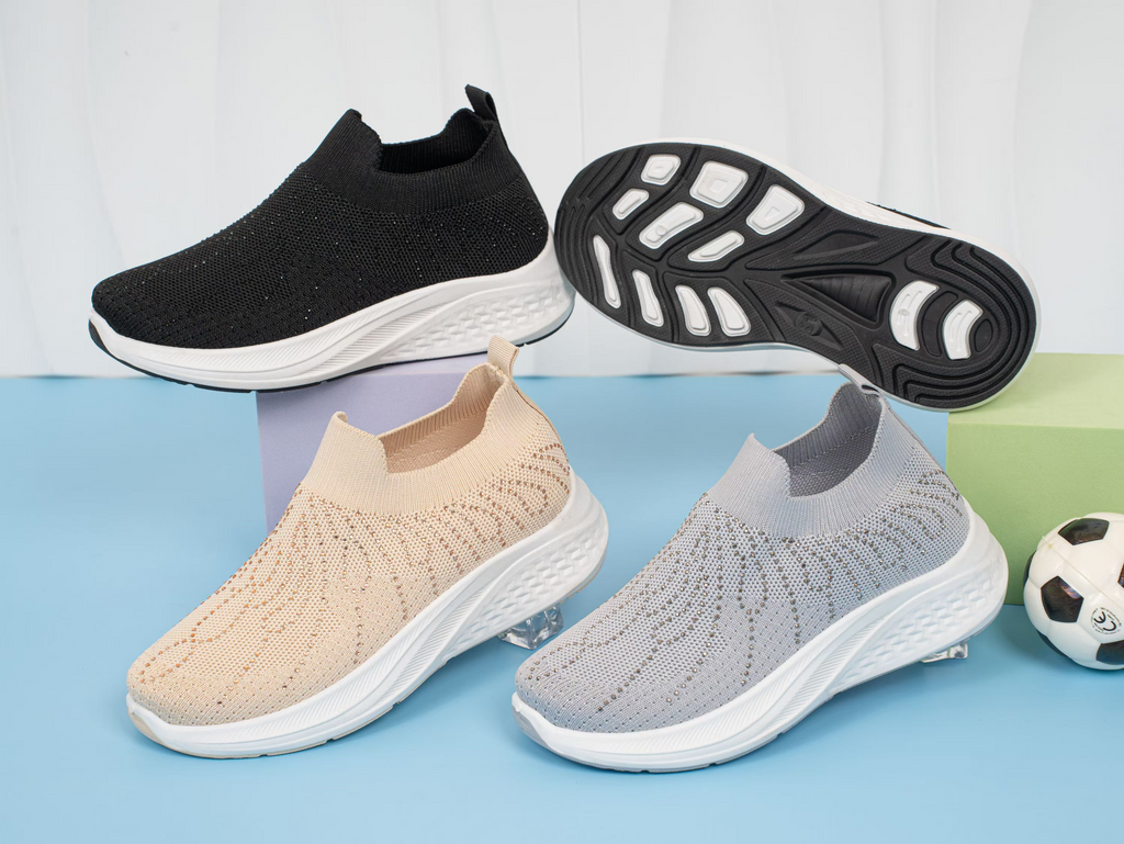 K001-Injected shoes-size16-36 ($2.79-$3.29)